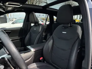 MERCEDES-BENZ GLC 43 4M Premium Plus PerfoLenk Distro Pano