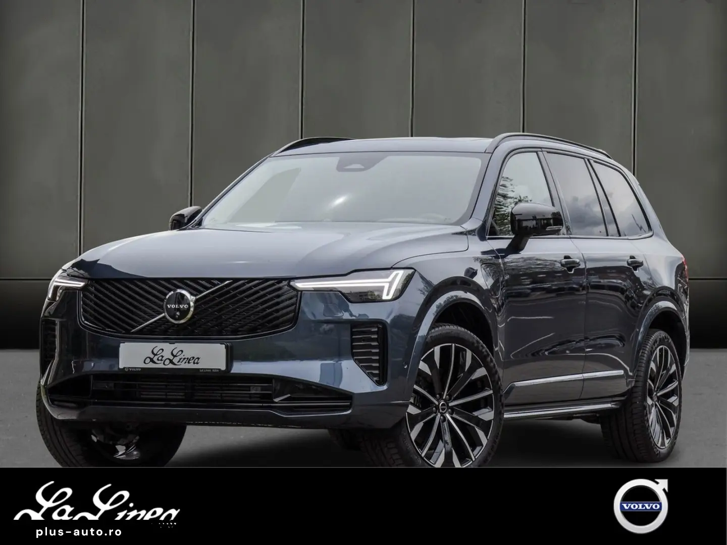 VOLVO XC90 T8 AWD Ultra Dark NP 108.620 -  B&W FOUR-C