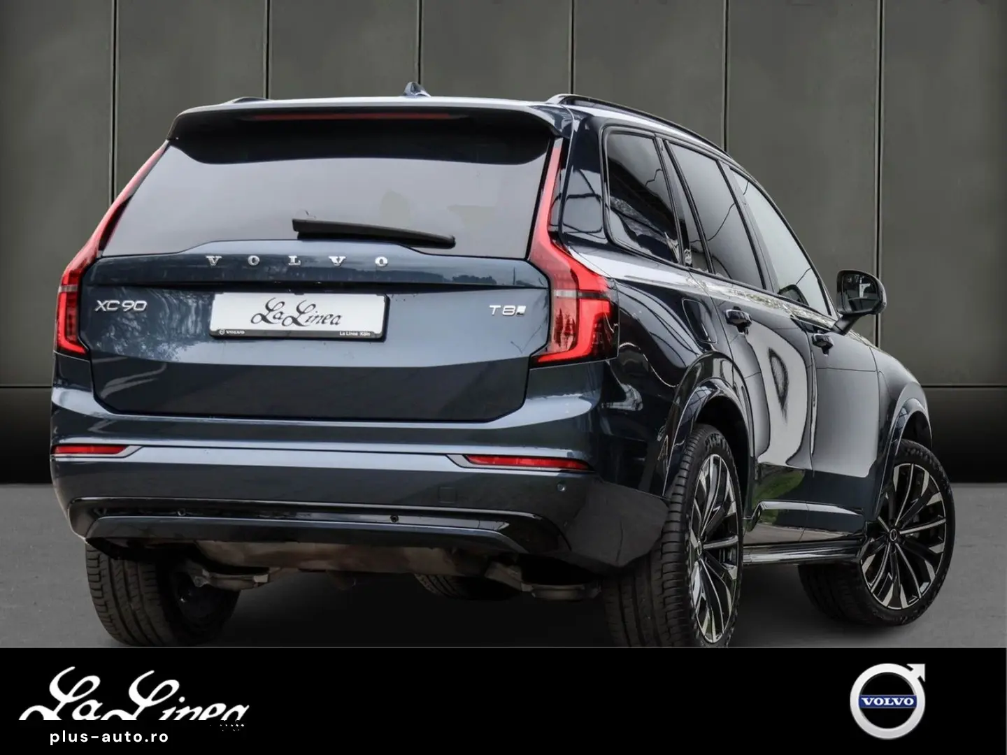 VOLVO XC90 T8 AWD Ultra Dark NP 108.620 -  B&W FOUR-C
