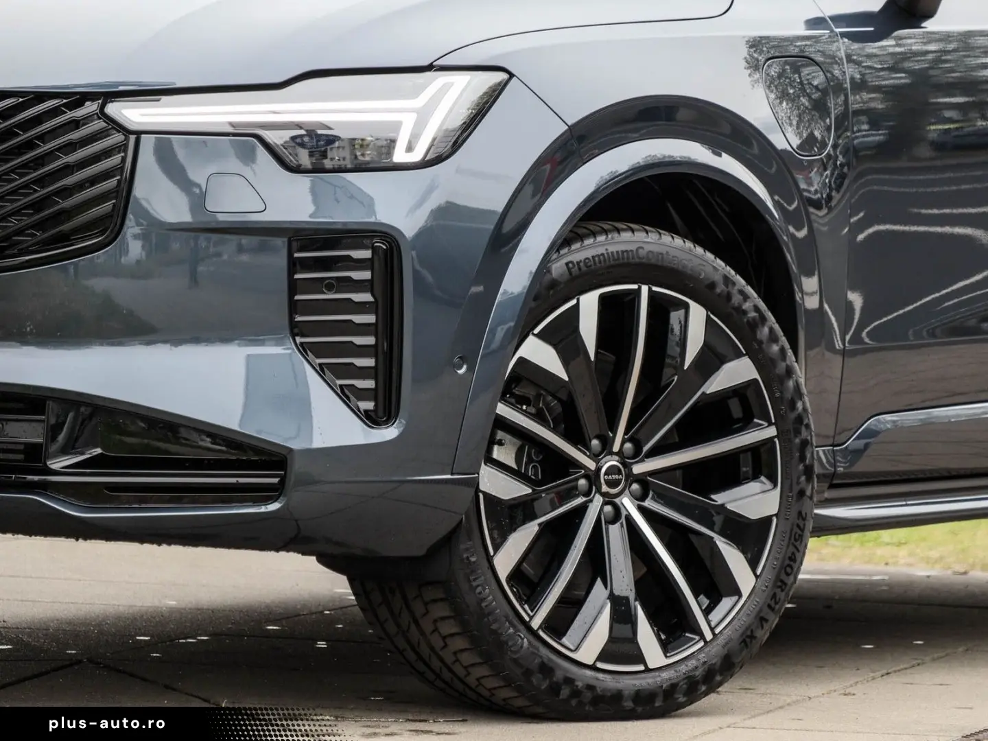 VOLVO XC90 T8 AWD Ultra Dark NP 108.620 -  B&W FOUR-C