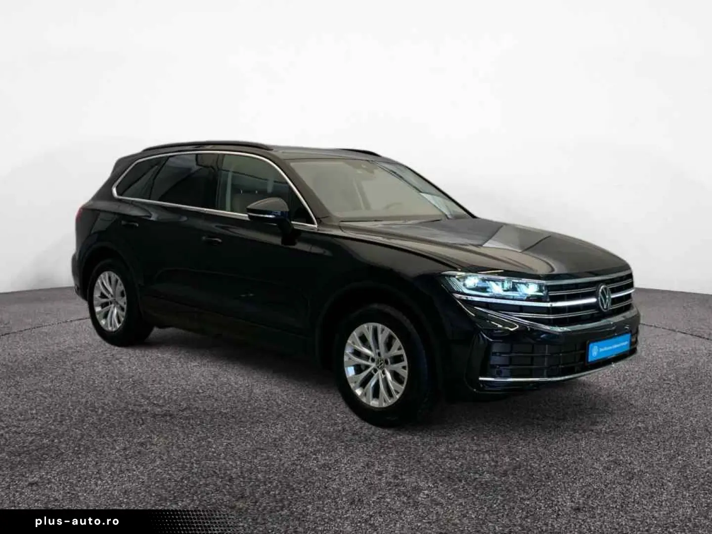 VW Touareg Elegance TDI 4M  AHK LUFTF STDHZ LEDER