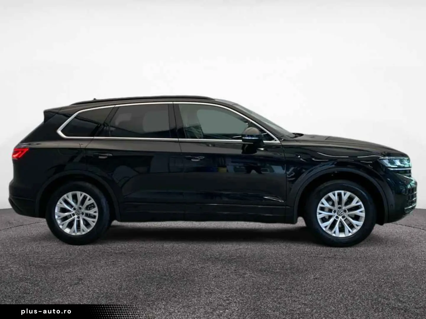 VW Touareg Elegance TDI 4M  AHK LUFTF STDHZ LEDER