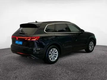 VW Touareg Elegance TDI 4M  AHK LUFTF STDHZ LEDER