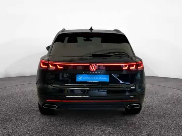 VW Touareg Elegance TDI 4M  AHK LUFTF STDHZ LEDER