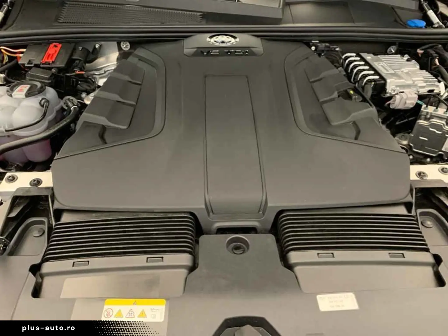 VW Touareg Elegance TDI 4M  AHK LUFTF STDHZ LEDER