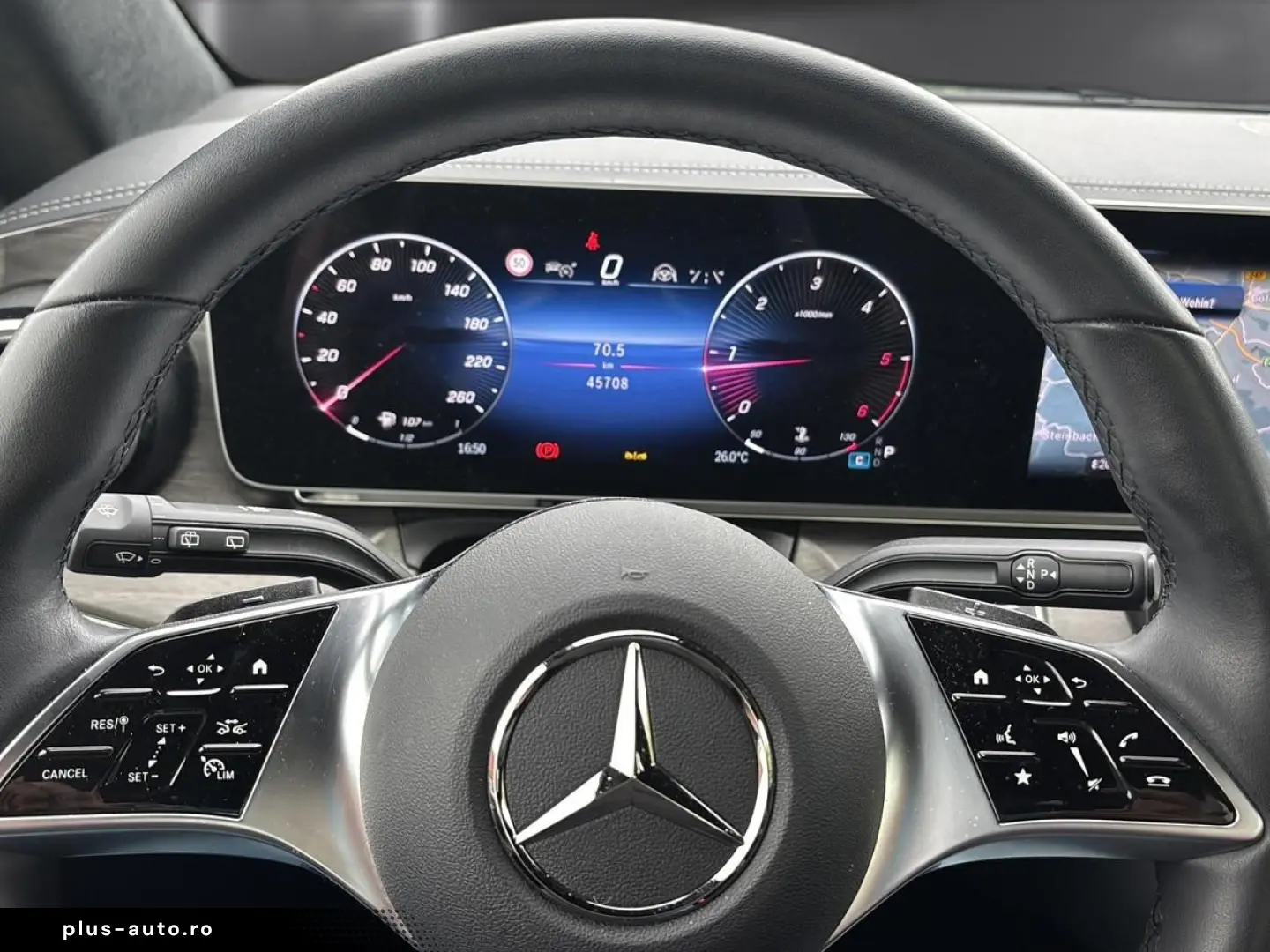 MERCEDES-BENZ V-Class 2024 — imagine 11