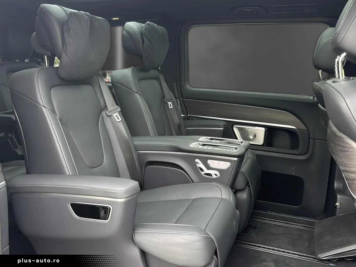 MERCEDES-BENZ V-Class 2024 — imagine 15