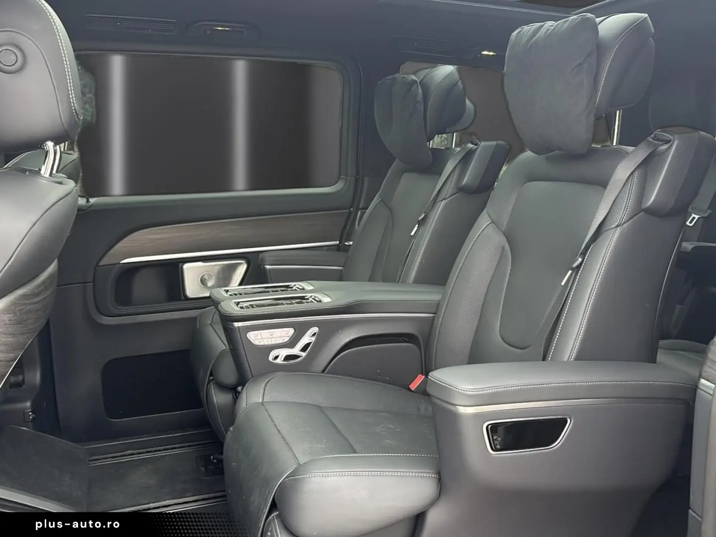 MERCEDES-BENZ V-Class 2024 — imagine 16