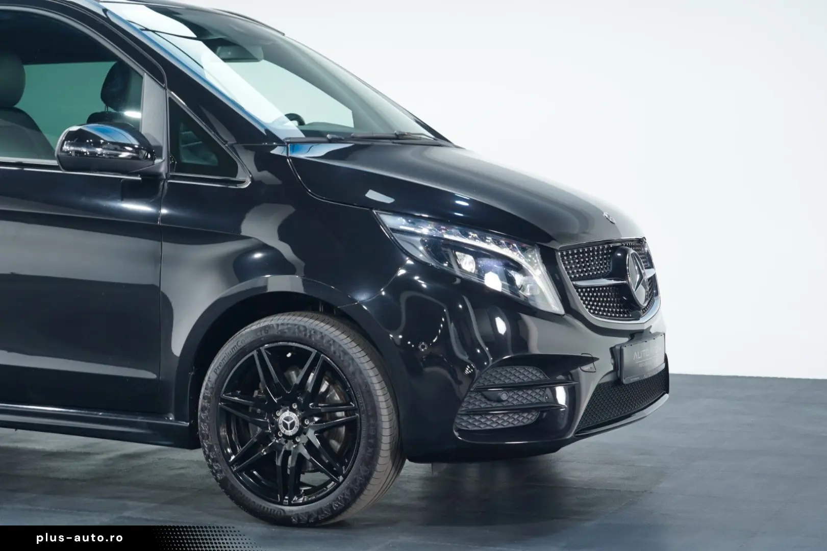 MERCEDES-BENZ V 300 d 4M L AVANTGARDE EDITION AMG 7-SITZER