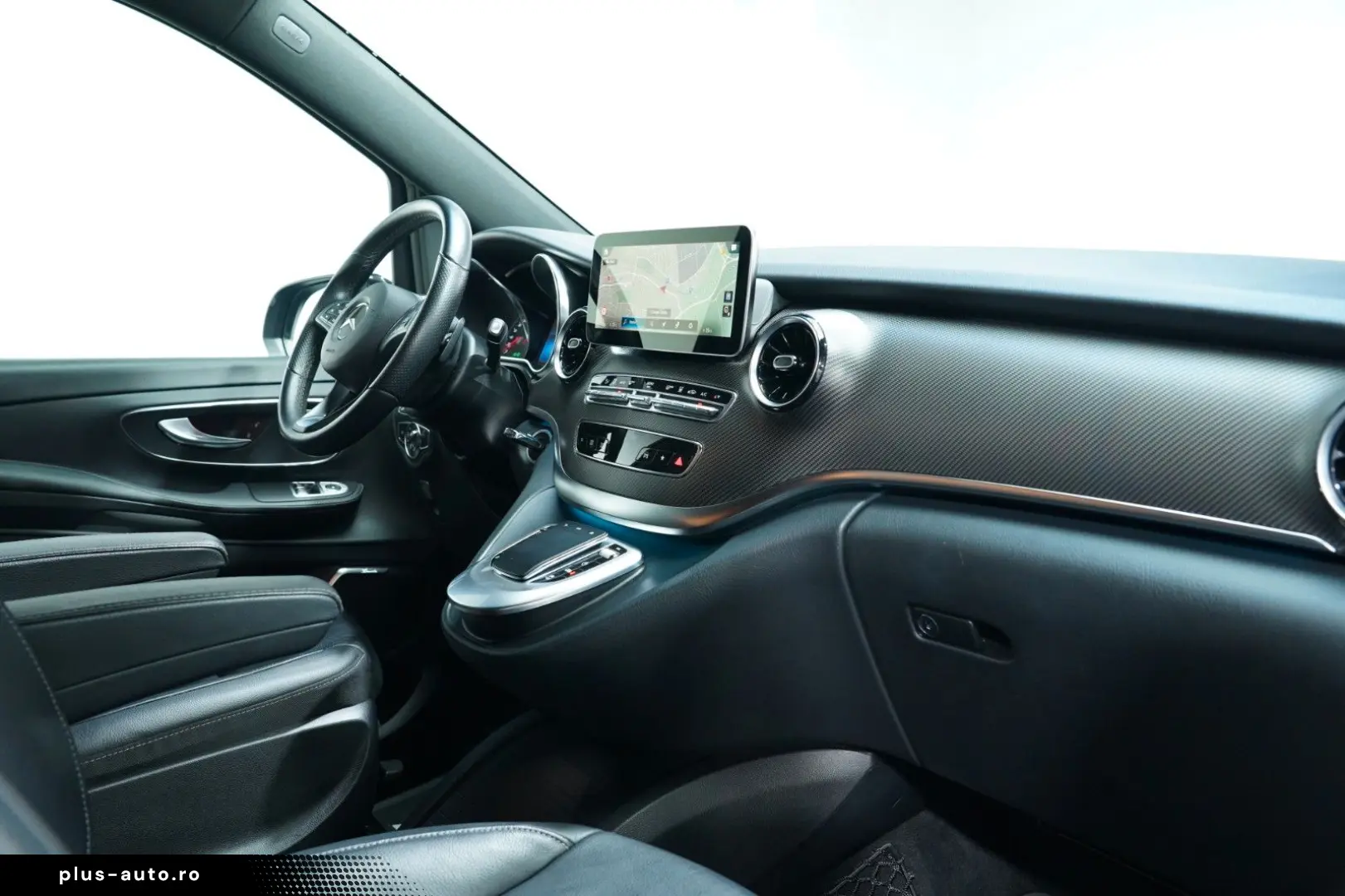 MERCEDES-BENZ V 300 d 4M L AVANTGARDE EDITION AMG 7-SITZER