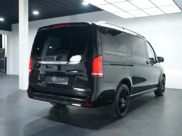 MERCEDES-BENZ V 300 d 4M L AVANTGARDE EDITION AMG 7-SITZER
