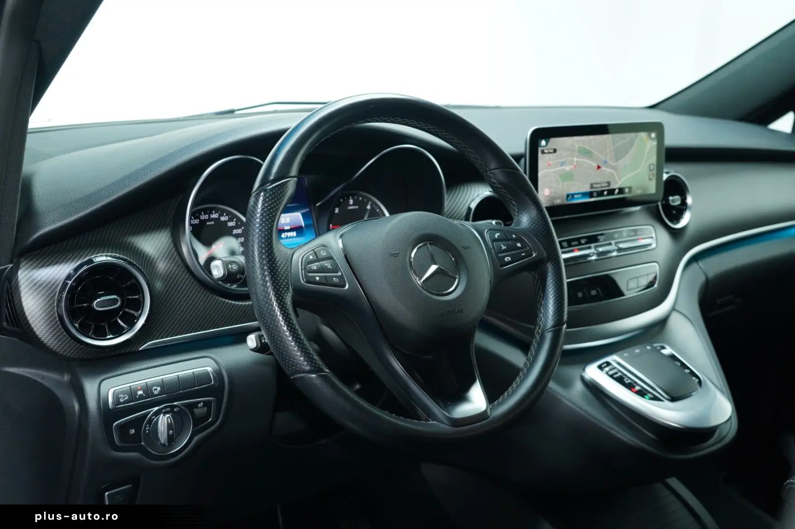 MERCEDES-BENZ V 300 d 4M L AVANTGARDE EDITION AMG 7-SITZER