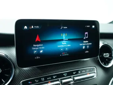 MERCEDES-BENZ V 300 d 4M L AVANTGARDE EDITION AMG 7-SITZER