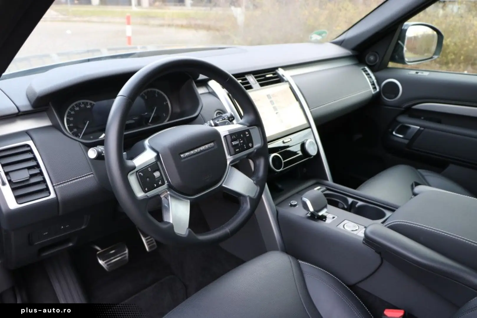 LAND ROVER Discovery D300 R-Dynamic SE AWD AHK Matrix LED