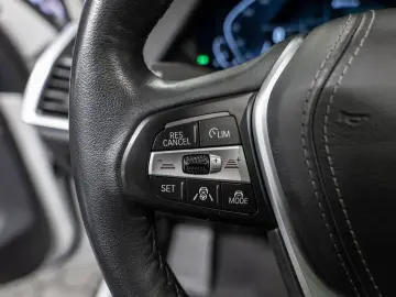 BMW X5 xDr45e XLine DAProf HUD 360 LASER Panoramic H&K
