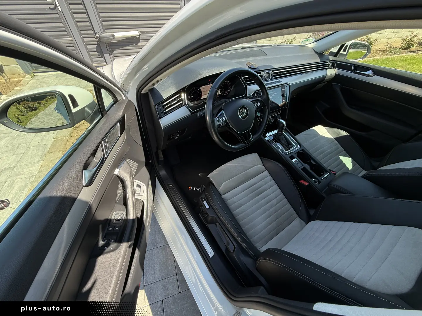 2.0tdi   150cp   DSG   Highline   Bord digital