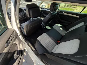 2.0tdi   150cp   DSG   Highline   Bord digital