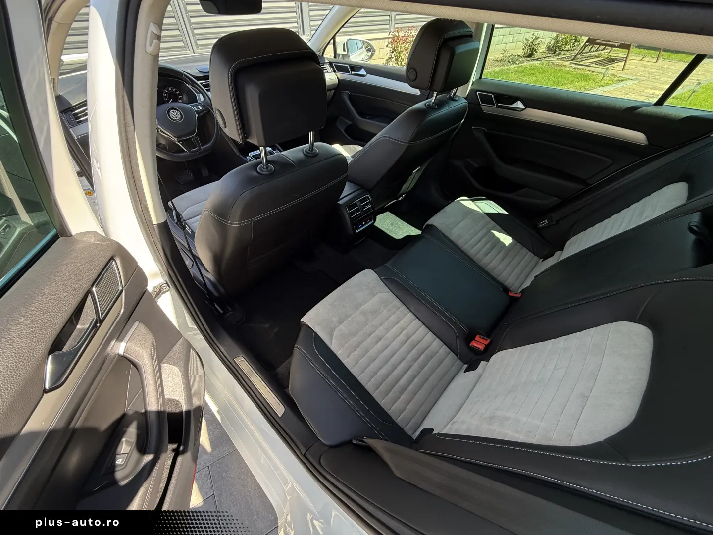 2.0tdi   150cp   DSG   Highline   Bord digital