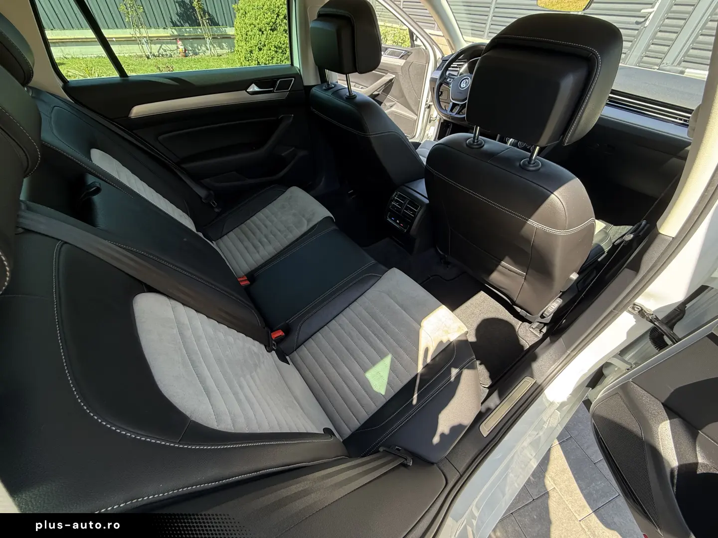 2.0tdi   150cp   DSG   Highline   Bord digital