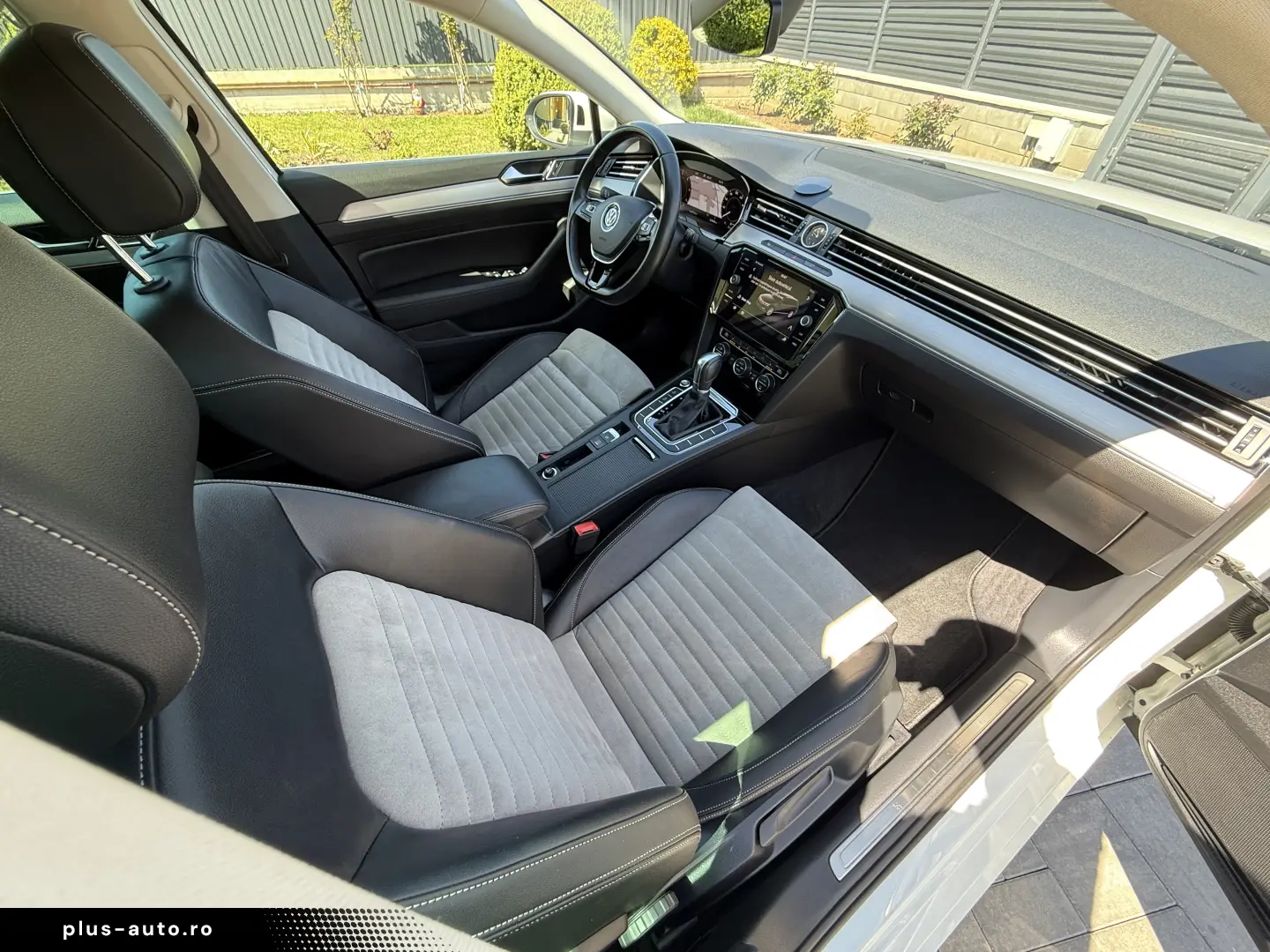 2.0tdi   150cp   DSG   Highline   Bord digital