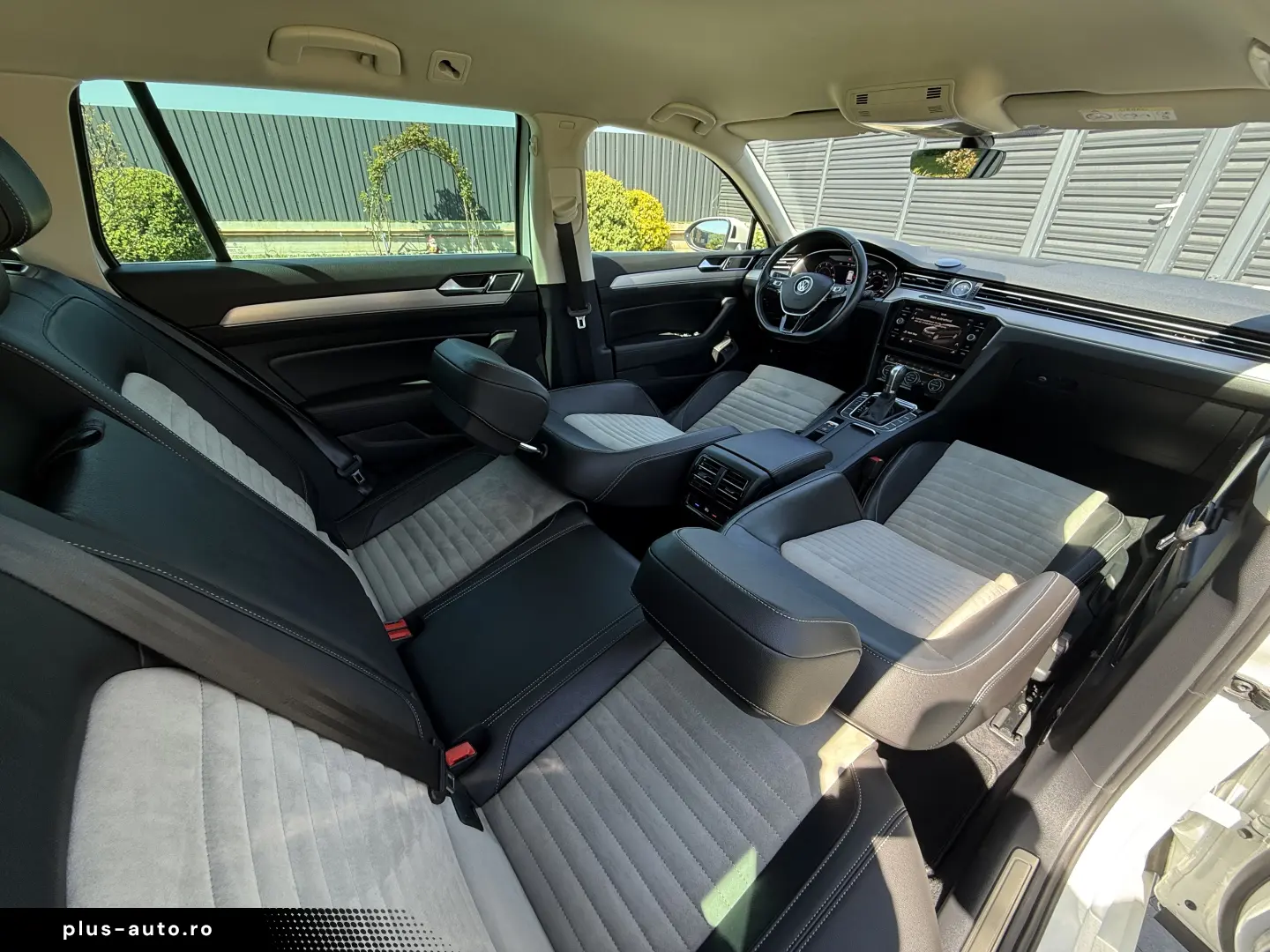 2.0tdi   150cp   DSG   Highline   Bord digital