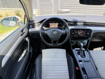 2.0tdi   150cp   DSG   Highline   Bord digital