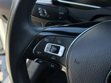 2.0tdi   150cp   DSG   Highline   Bord digital