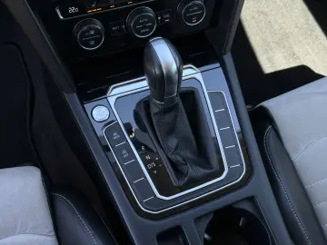2.0tdi   150cp   DSG   Highline   Bord digital