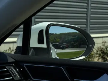 2.0tdi   150cp   DSG   Highline   Bord digital