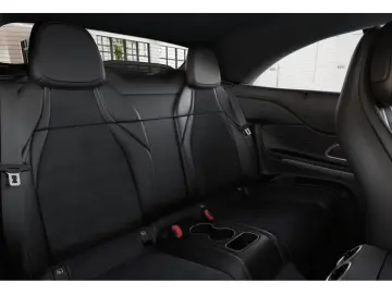 MERCEDES-BENZ CLE 200 Cabriolet AMG Premium Plus 360  Night