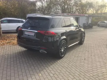 MERCEDES-BENZ GLE 400 d 4Matic AMG-Line PanoDach AHZV LED