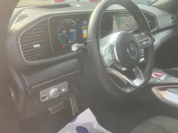 MERCEDES-BENZ GLE 400 d 4Matic AMG-Line PanoDach AHZV LED