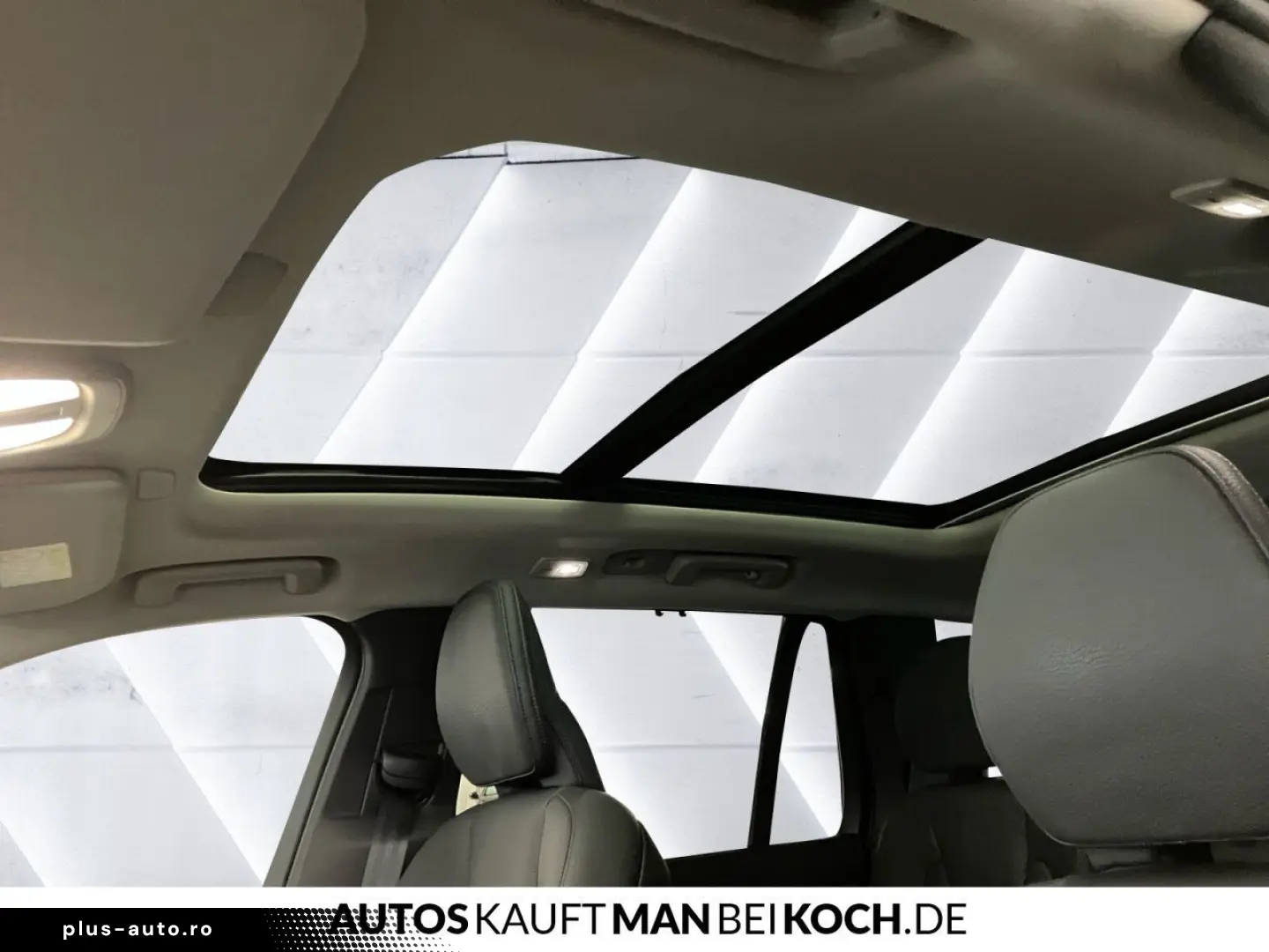 VOLVO XC90 2024 — imagine 29