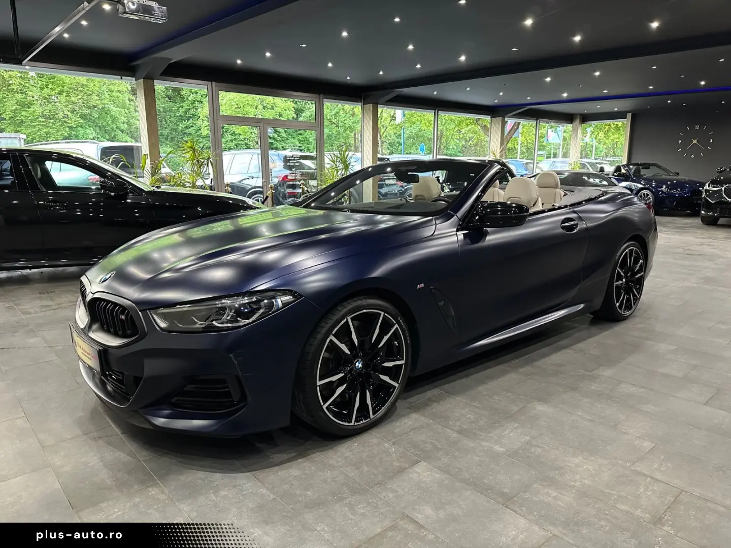 BMW M850 i xDrive Cabrio  B&W  LASER   Matt   1.HAND
