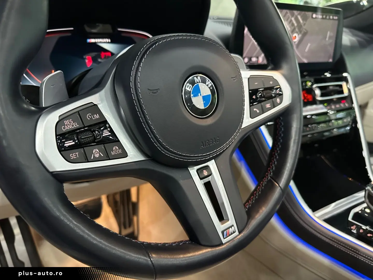BMW M850 i xDrive Cabrio  B&W  LASER   Matt   1.HAND