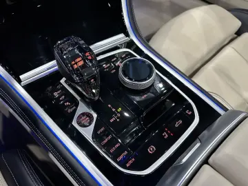 BMW M850 i xDrive Cabrio  B&W  LASER   Matt   1.HAND