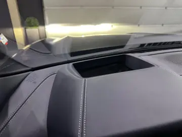 BMW M850 i xDrive Cabrio  B&W  LASER   Matt   1.HAND