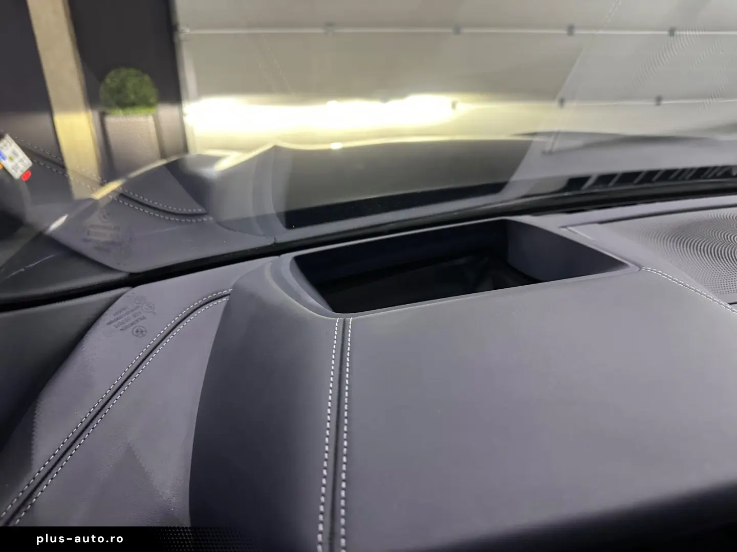 BMW M850 i xDrive Cabrio  B&W  LASER   Matt   1.HAND
