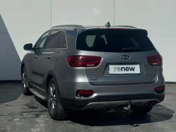 KIA SORENTO 2.2 DSL Cosmo 8AT 4x4