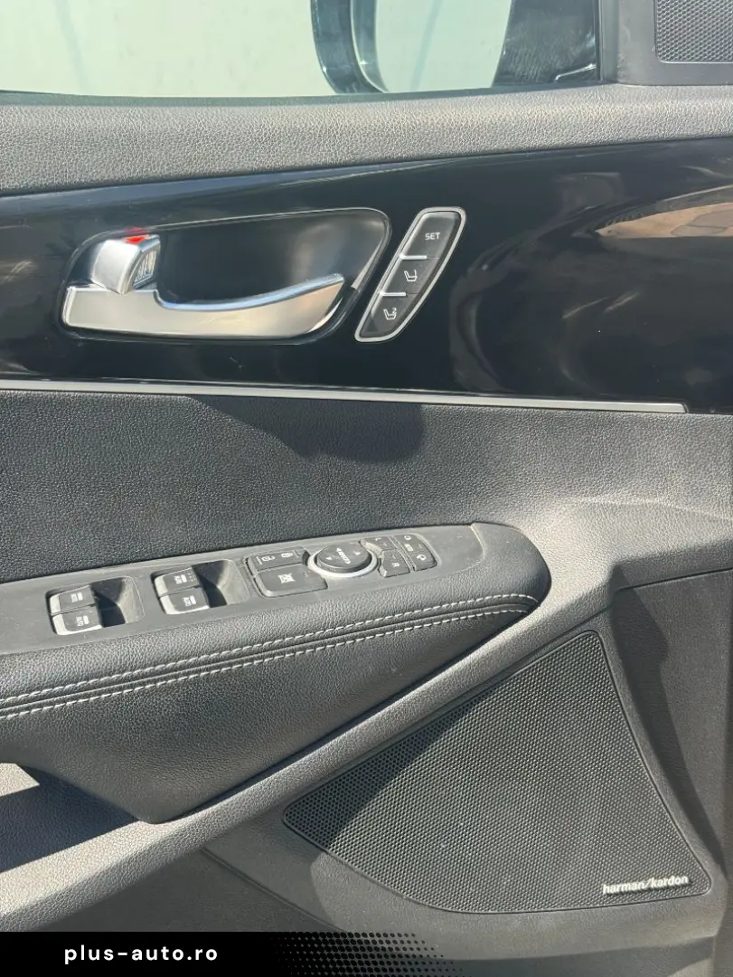 KIA SORENTO 2.2 DSL Cosmo 8AT 4x4