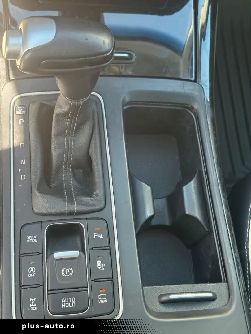 KIA SORENTO 2.2 DSL Cosmo 8AT 4x4