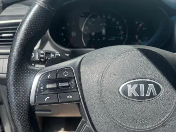 KIA SORENTO 2.2 DSL Cosmo 8AT 4x4