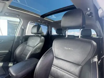 KIA SORENTO 2.2 DSL Cosmo 8AT 4x4