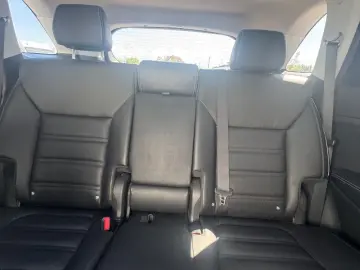 KIA SORENTO 2.2 DSL Cosmo 8AT 4x4