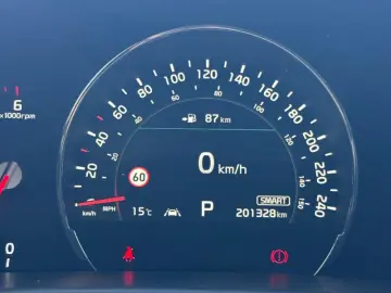 KIA SORENTO 2.2 DSL Cosmo 8AT 4x4