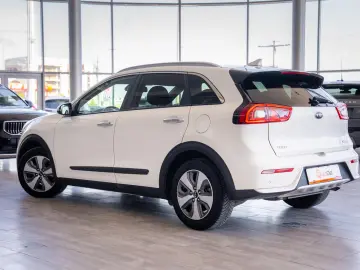 Kia Niro HYBRID 16
