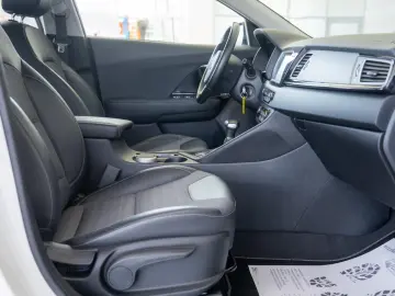 Kia Niro HYBRID 16