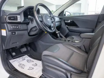 Kia Niro HYBRID 16