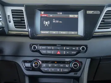 Kia Niro HYBRID 16