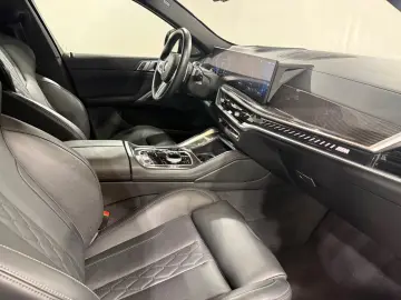 BMW X6 M60i xDrive